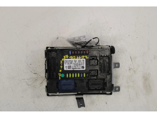 Блок предохранителей    Jeep Renegade    