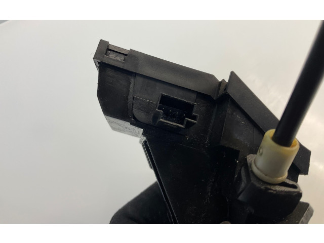 Zámek zadních dveří A1717500085, A1717500185 Mercedes-Benz E W211 2004