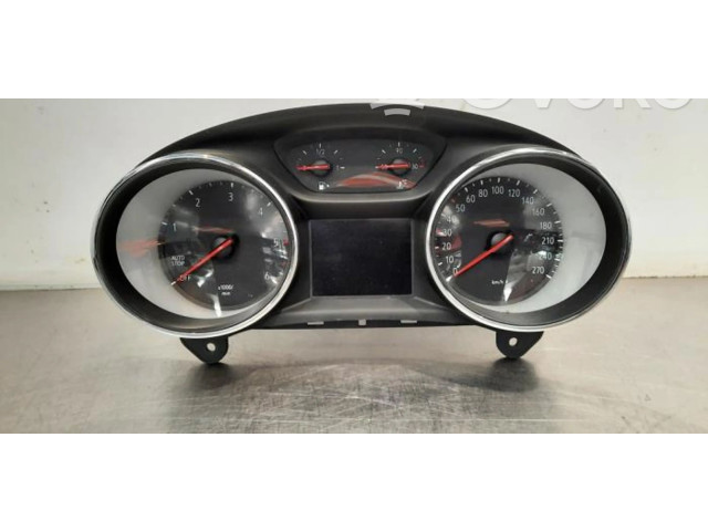 Přístrojová deska Opel Astra K 2018 39187109