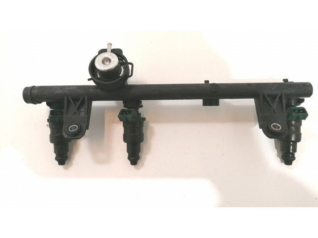 Vstřikovací lišta 875368, 7700273702 Renault Scenic I pro benzínový motor 1.6