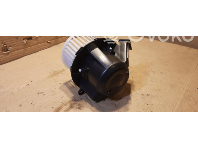 Вентилятор печки    EE795002   Renault Twingo III