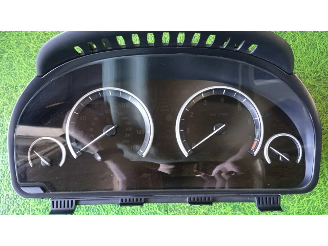 Přístrojová deska BMW 7 F01 F02 F03 F04 2011 17388410, 0263689117