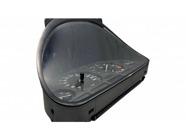 Přístrojová deska BMW 5 E39 2001 8375900, 62118375900