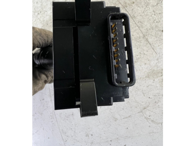 Переключатель дворников 17D714 Mitsubishi Colt