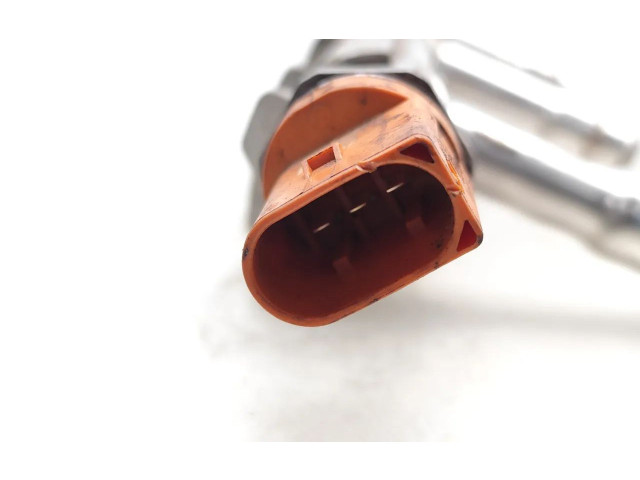 Топливная рампа 03F133320C, 06J906051D   Skoda Fabia Mk2 (5J)   для двигателя CBZB