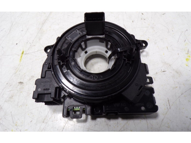 Подушка безопасности водителя 81A880201L, T81A201A   Audi Q2 -