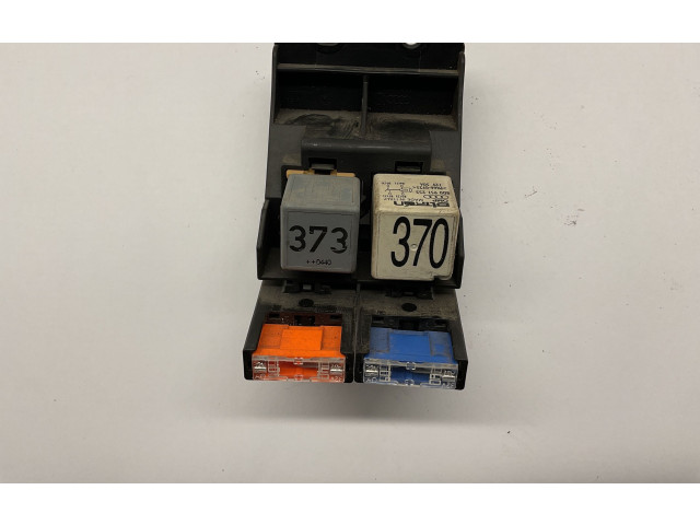 Блок предохранителей 4F1937503 Audi A6 S6 C6 4F