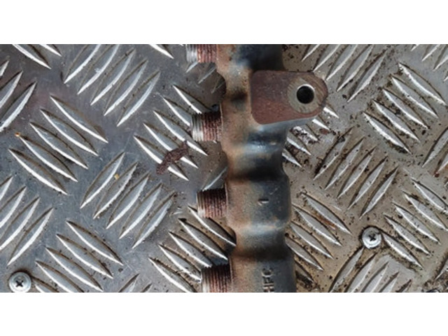 Топливная рампа 9654592680   Citroen C4 I 1.6  для двигателя 9HY305066