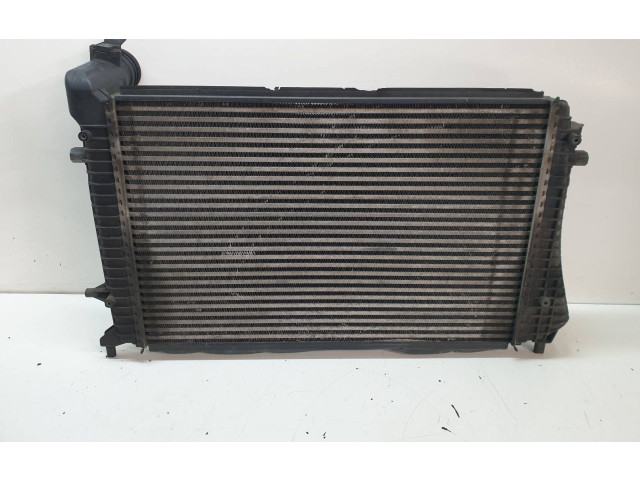 Интеркулер  1K0145803Q   Audi A3 S3 A3 Sportback 8P 