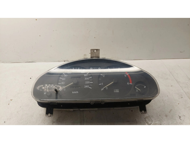 Панель приборов MR114277 Mitsubishi Carisma