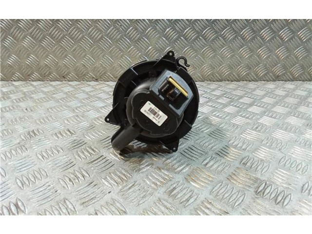 Вентилятор печки Dacia Sandero