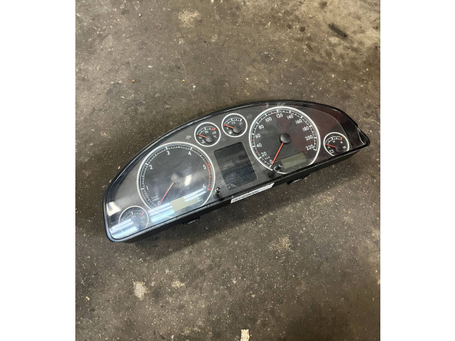 Přístrojová deska Volkswagen Transporter - Caravelle T5 2005 7H5920870LX