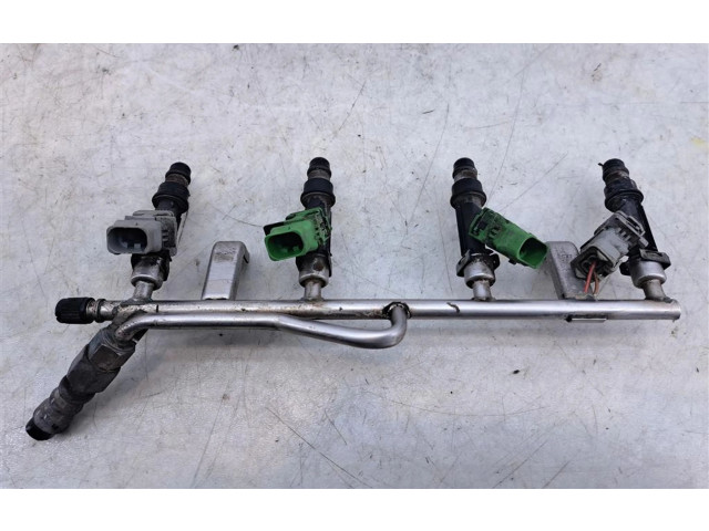 Топливная рампа 25313846 Opel Combo C для двигателя Y16YNG