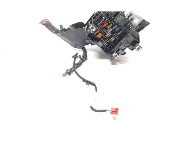 Pojistková skříňka 517941395B Volkswagen Tiguan Allspace 2018