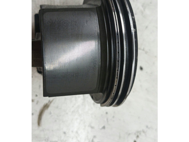 Поршень с шатуном TDI Skoda Octavia Mk4