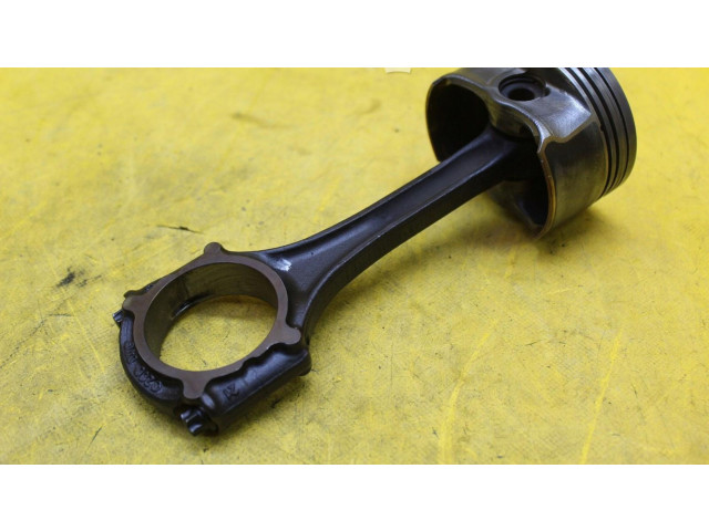 Píst Mercedes-Benz A W169