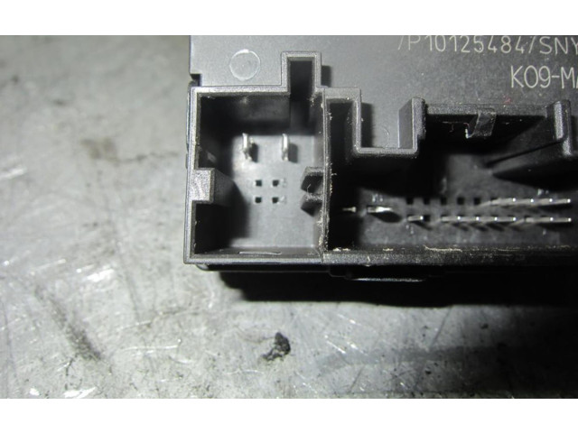 Řídící jednotka 5Q0959595E   Volkswagen Tiguan 