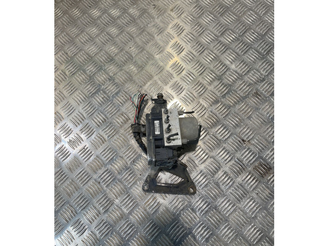 Блок АБС Subaru Forester SG 2003 - 2005 года