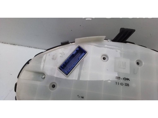 Přístrojová deska Opel Zafira C 2011 13460582