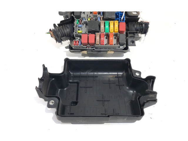 Zámek zadních dveří 735471684   Fiat Punto (199) 2009