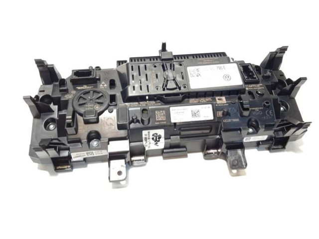 Přístrojová deska Volkswagen Tiguan 2020 3G0920790E