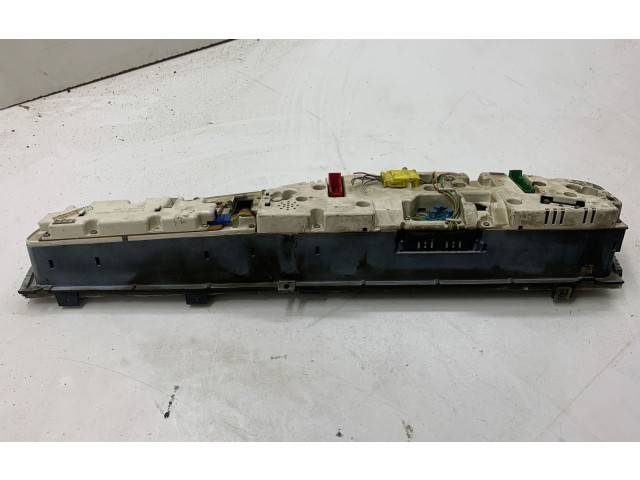 Панель приборов 88311178 Audi A6 S6 C4 4A