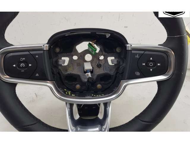 Руль Volvo XC40 - года 31690983, 31690983