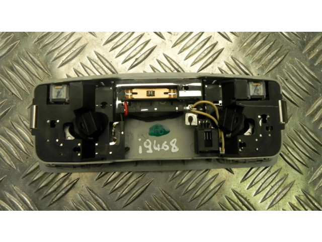 Другой фонарь салона