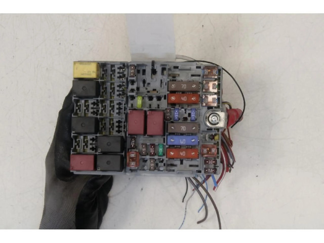 Pojistková skříňka Fiat 500X 2014