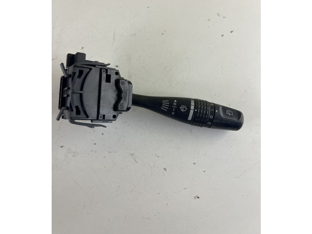 Включатель стеклоочистителей Mitsubishi Pajero