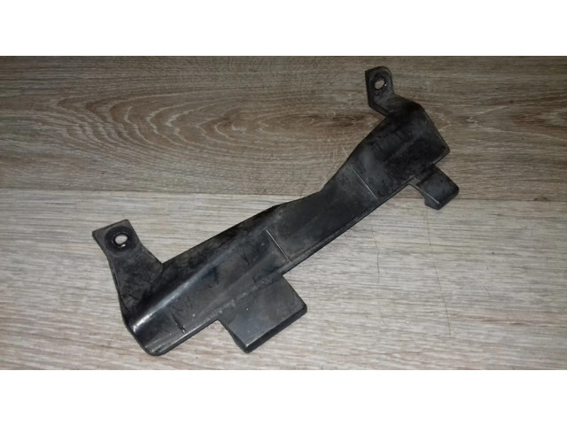 Деталь передней фары