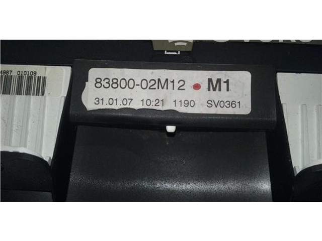 Přístrojová deska Toyota Auris 150 2006 83800-02M12