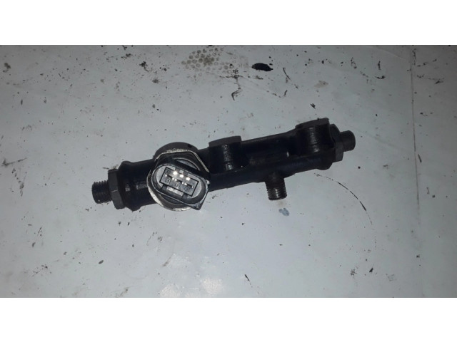 Магистральная трубка топлива