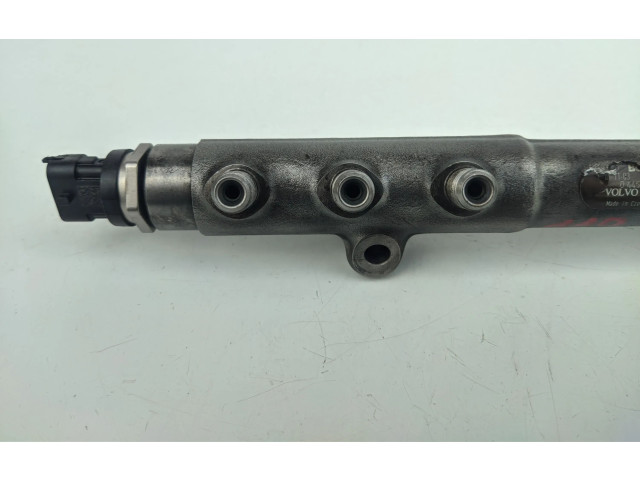 Топливная рампа 30777554, 0445215023   Volvo XC90   для двигателя D5244T4