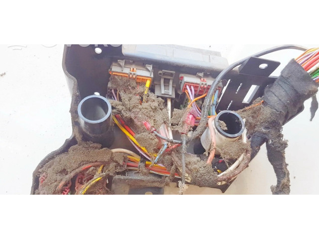 Pojistková skříňka 1472742080, a16381215002 Fiat Ulysse 1999