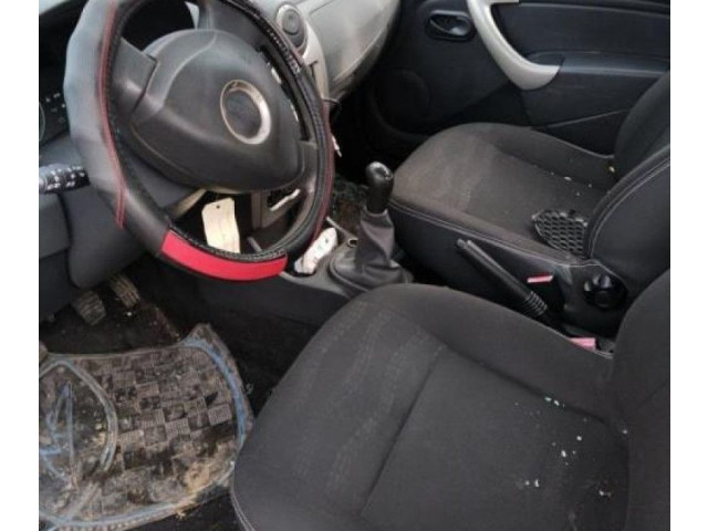 Вентилятор печки 272106020R Dacia Sandero