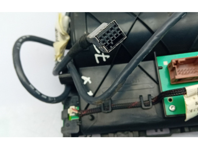 Дисплей    A2C53185361   Alfa Romeo Giulietta