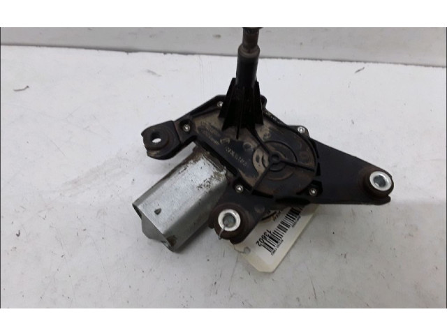 Моторчик заднего дворника 8200734582    Dacia Duster