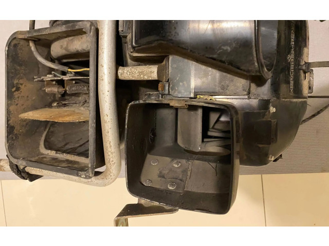 Вентилятор печки 0130062800 Mercedes-Benz E W123