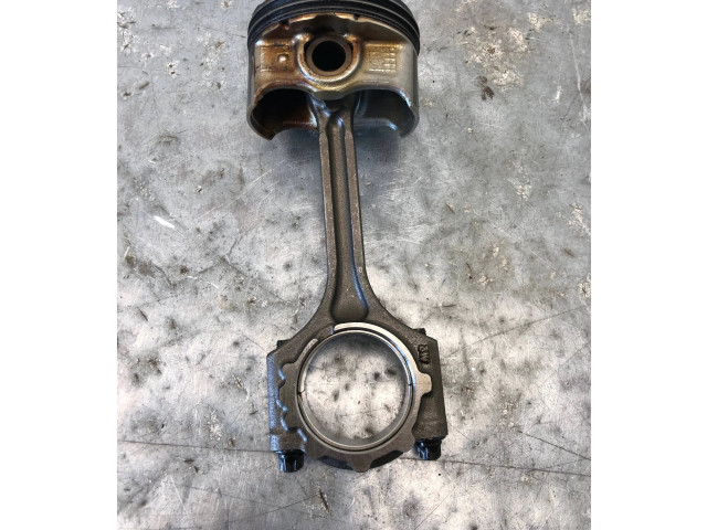 Поршень с шатуном G4LA KIA Rio