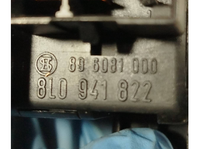 Блок предохранителей 8L0941822, 896081000 Audi A3 S3 8L