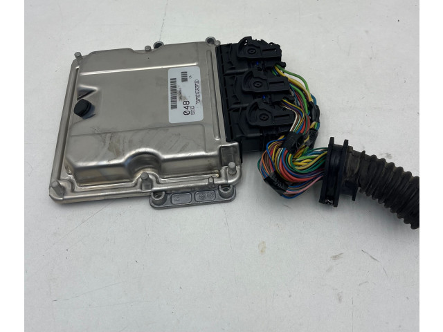 Блок управления двигателя 30630048, 0281010441 Volvo S40, V40