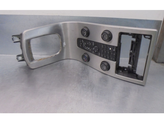 Блок управления климат-контролем 30672565   Volvo S40