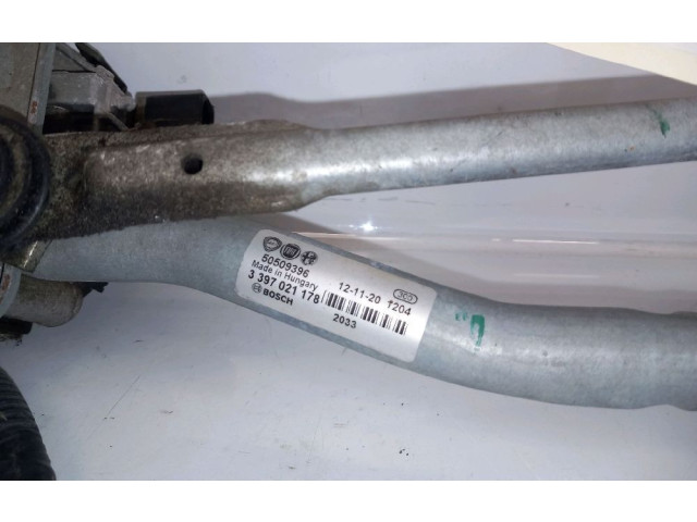 Моторчик дворников 50509396, 50509396 Alfa Romeo Giulietta