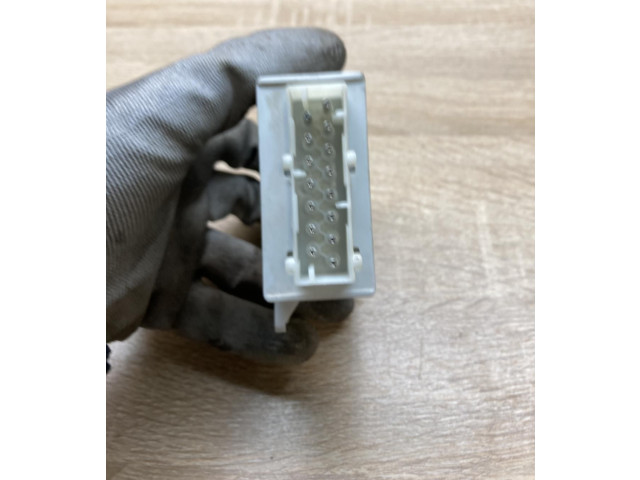 Блок управления иммобилайзера       BMW 5 E39  1996 - 2003 года   