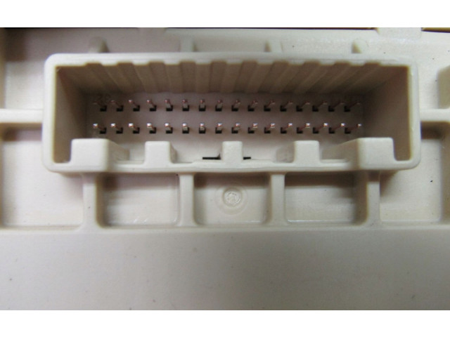 Блок предохранителей  91953J7751   KIA Xceed    