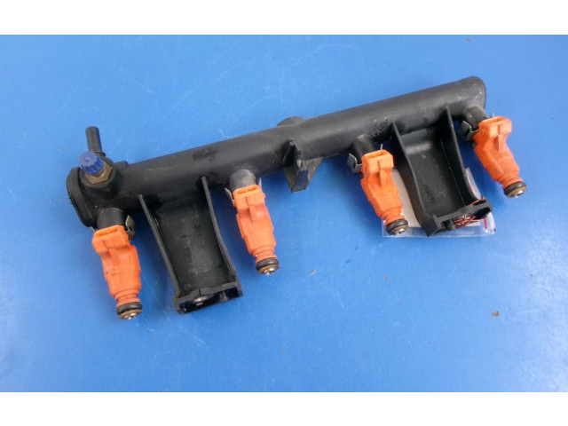 Топливная рампа 9636520780, 9636520780   Alpine C2  