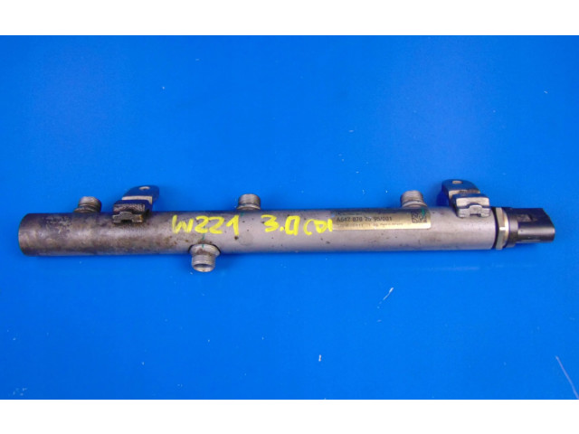 Vstřikovací lišta    Mercedes-Benz S W221     