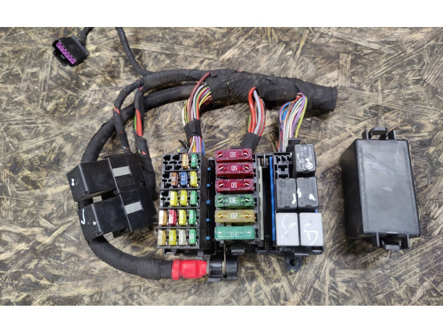 Блок предохранителей Maserati Quattroporte