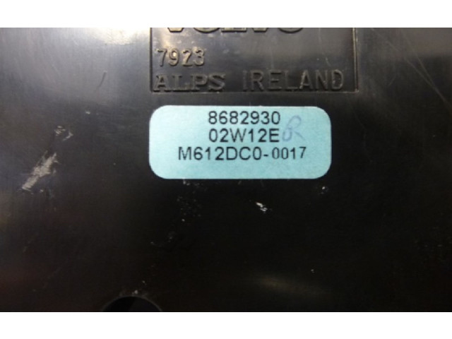 Блок управления климат-контролем 8682930, 8682930   Volvo V70